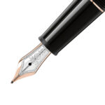 Pióro wieczne Montblanc Meisterstück Classique Rose Gold MB112675 02